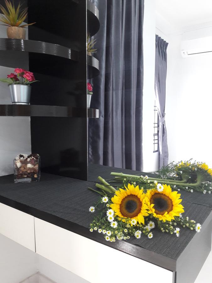 Jb Homestay Bukit Indah Wifi Ciq Mall Legoland Free Parking Johor Bahru Dış mekan fotoğraf